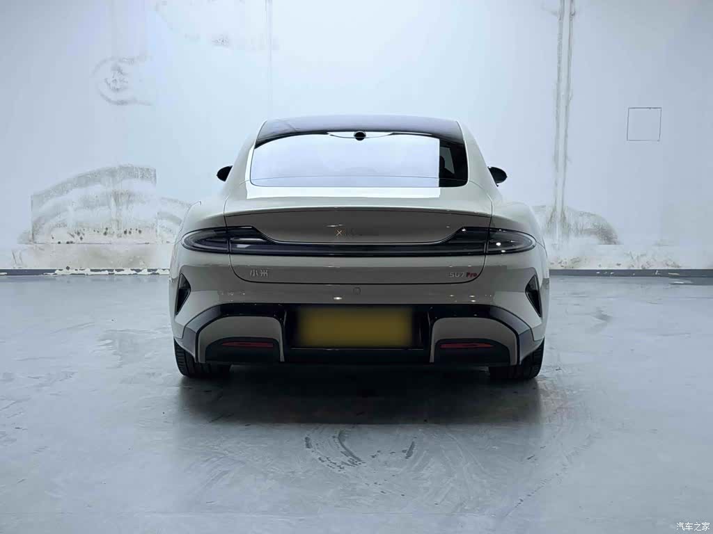 Xiaomi SU7, 2025 6