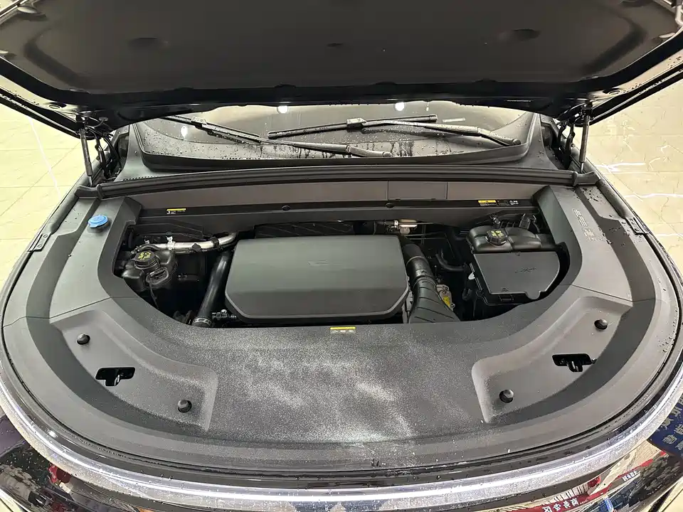 Li Auto Ideal L8