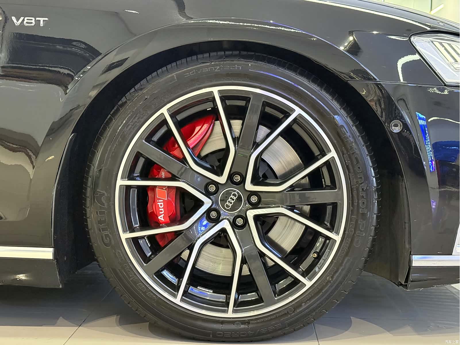 Audi A8L, 2022 19