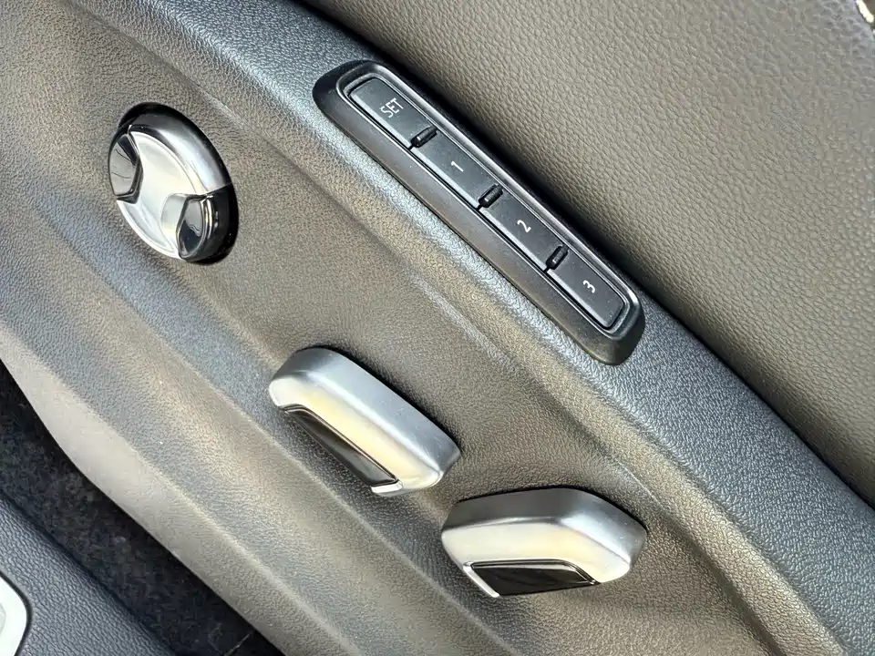 Volkswagen Tourang