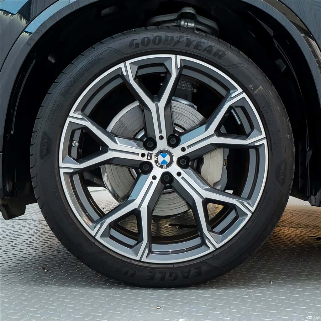 BMW X5, 2023 8