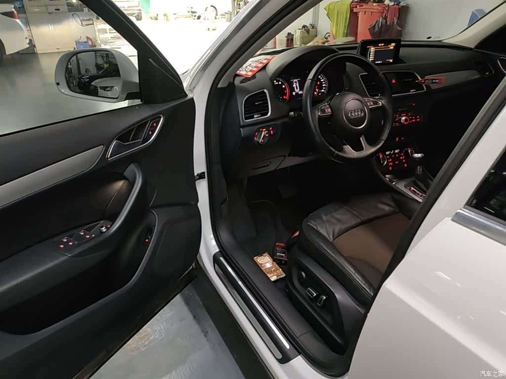 Audi Q3, 2018 16