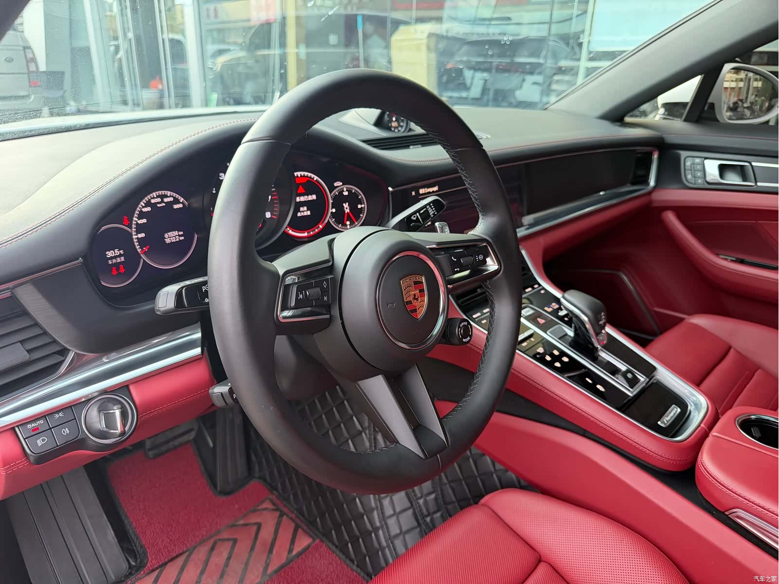 Porsche Panamera, 2023 7