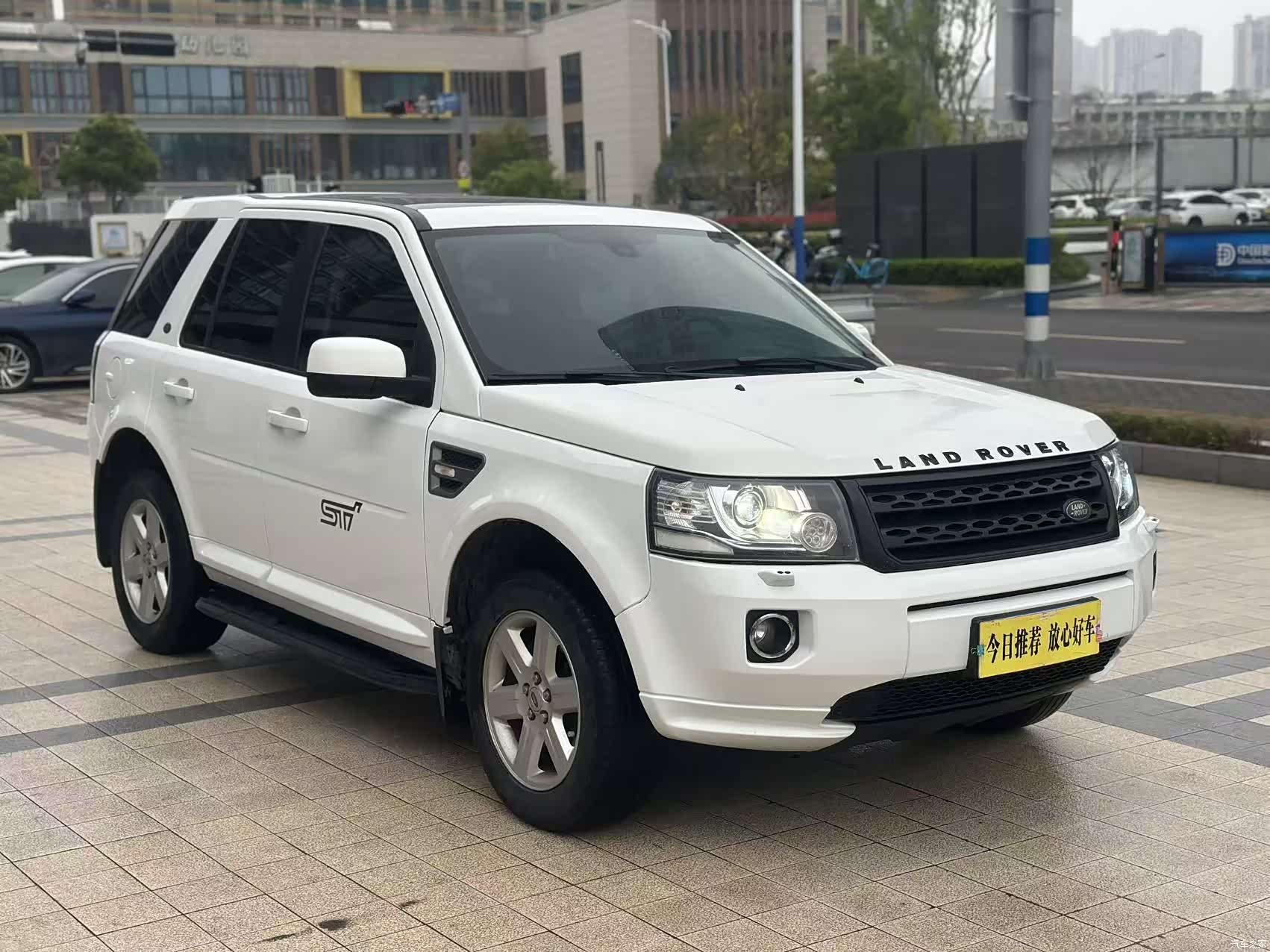 Land Rover Si4, 2014 3
