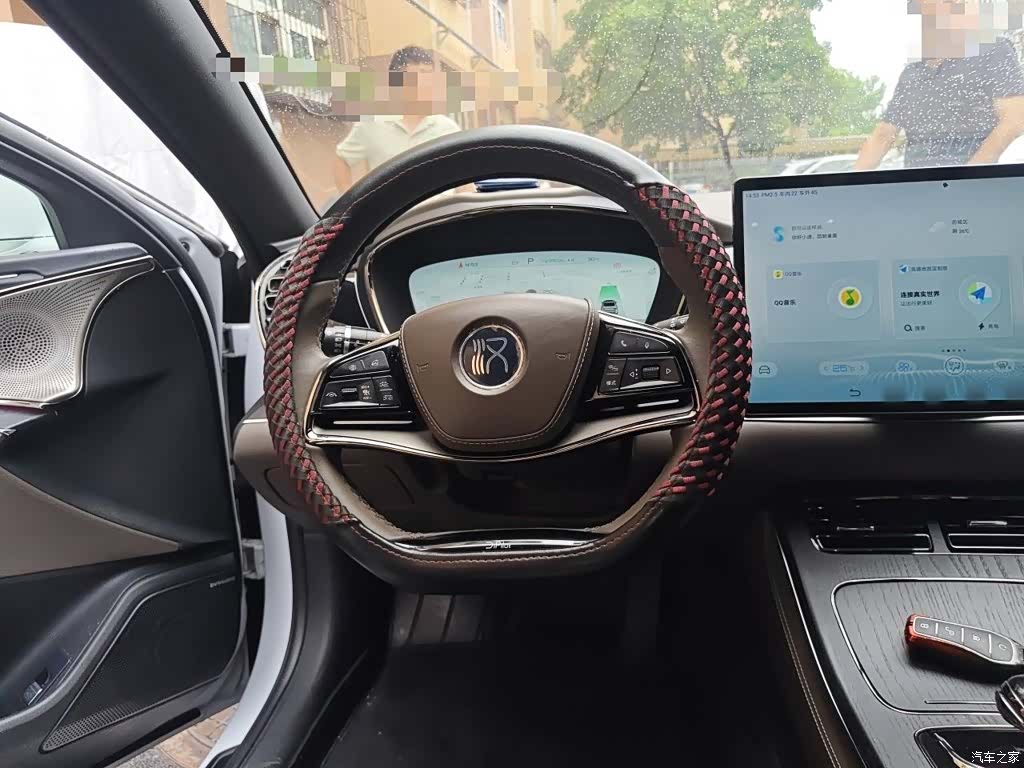 BYD Han, 2022 11