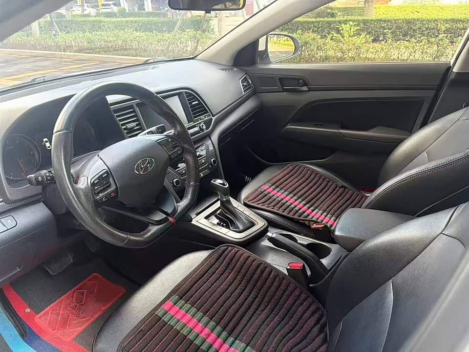 Hyundai Lead