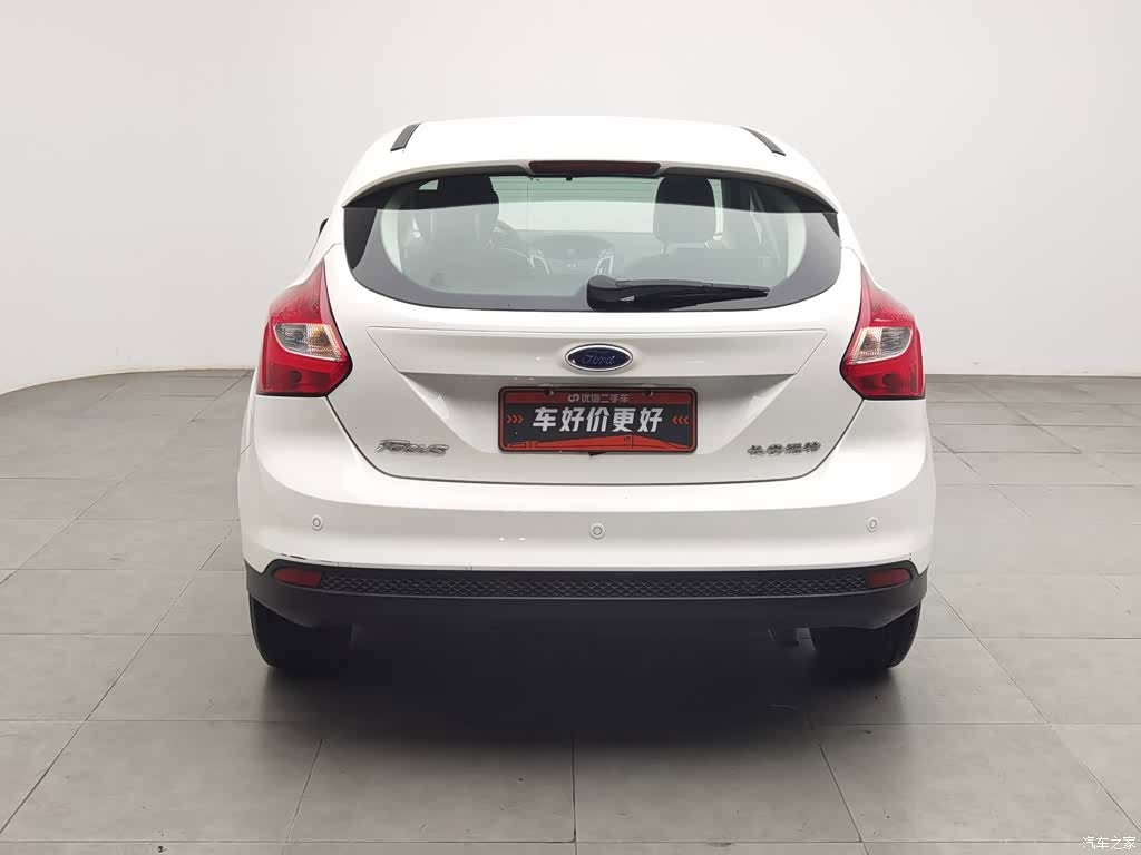 Ford Focus, 2014 4