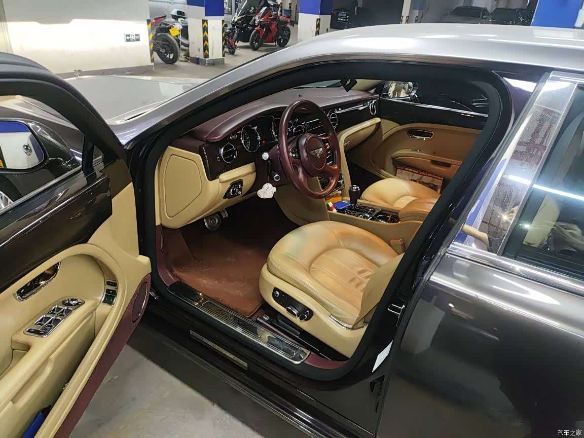 Bentley Mulsanne, 2014 9