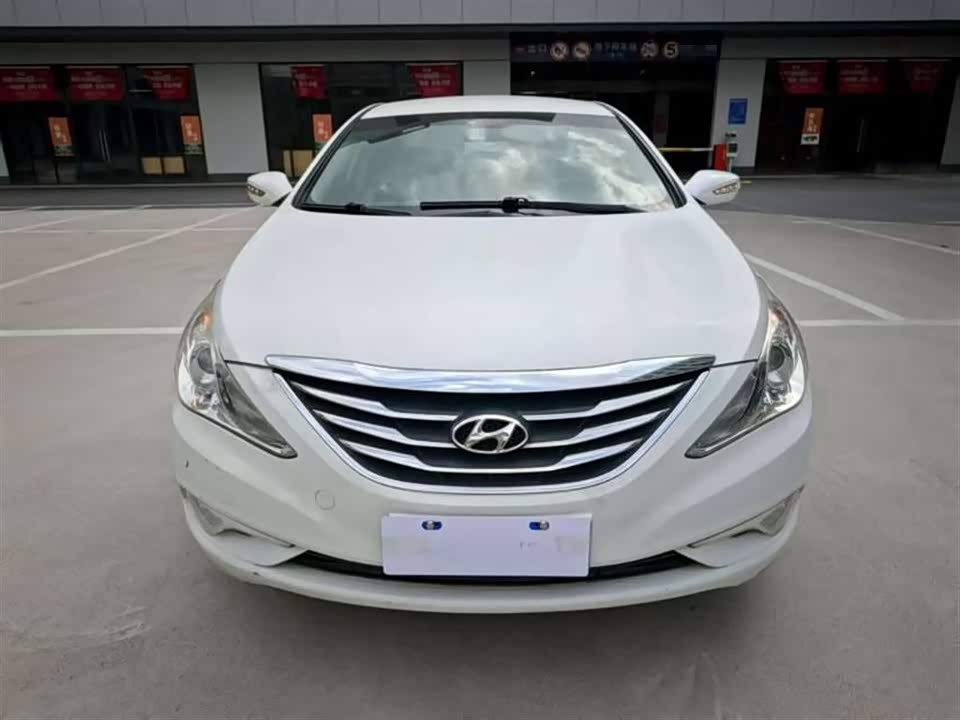 Hyundai Sonata Hyundai Sonata
