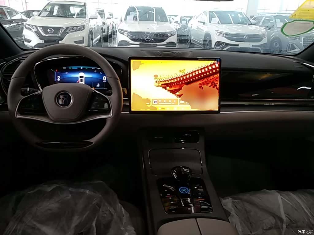 BYD Han, 2025 10
