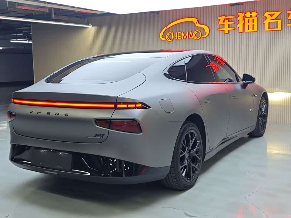 XPENG P7