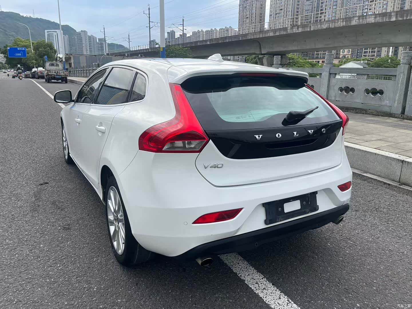 Volvo V40, 2013 7