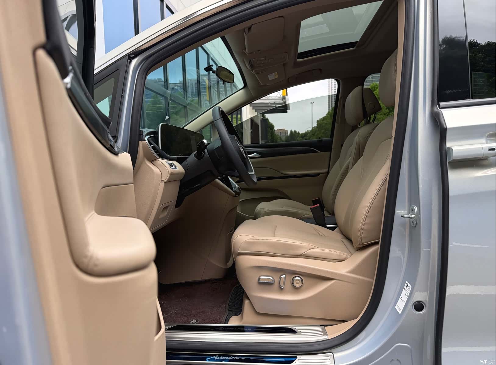 Buick GL8, 2025 17
