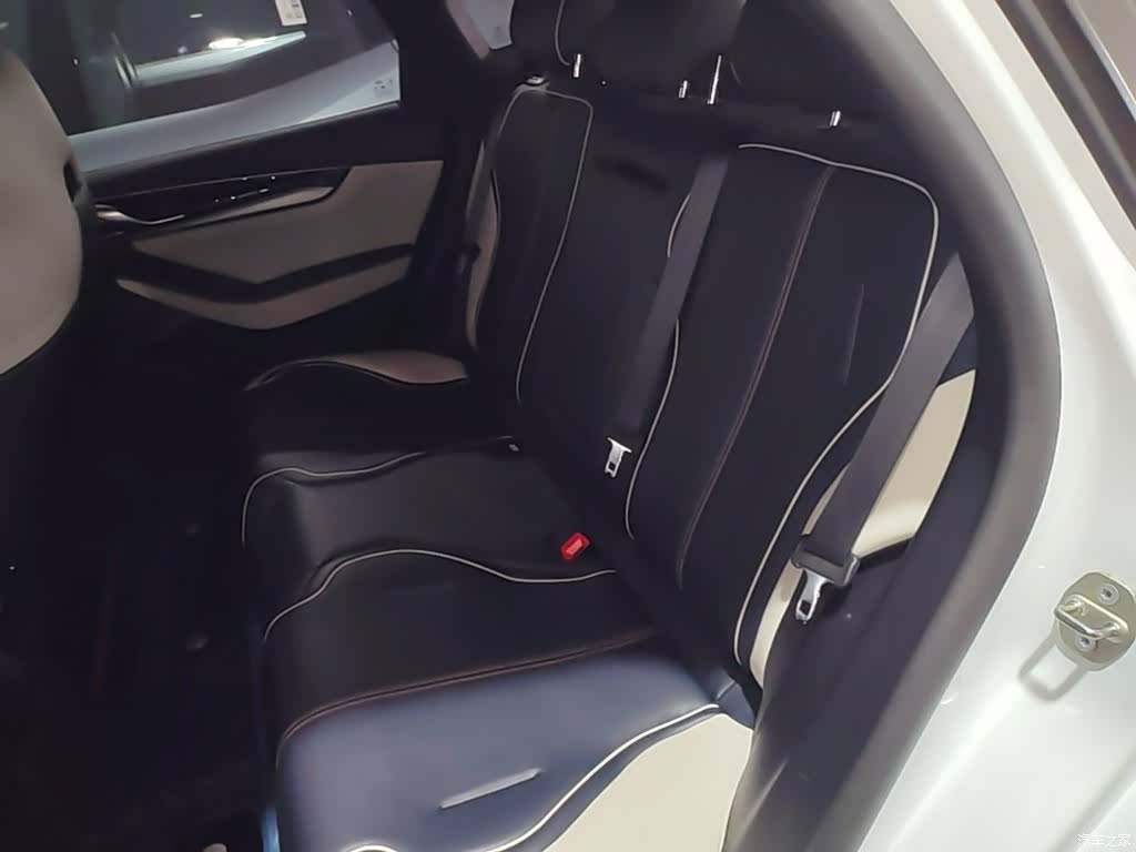 BYD Qin, 2021 17