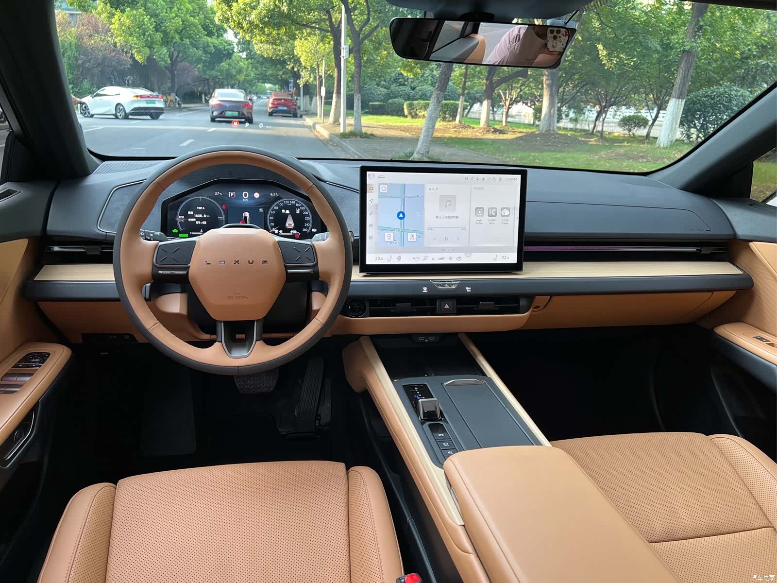 Lexus ES, 2026 15