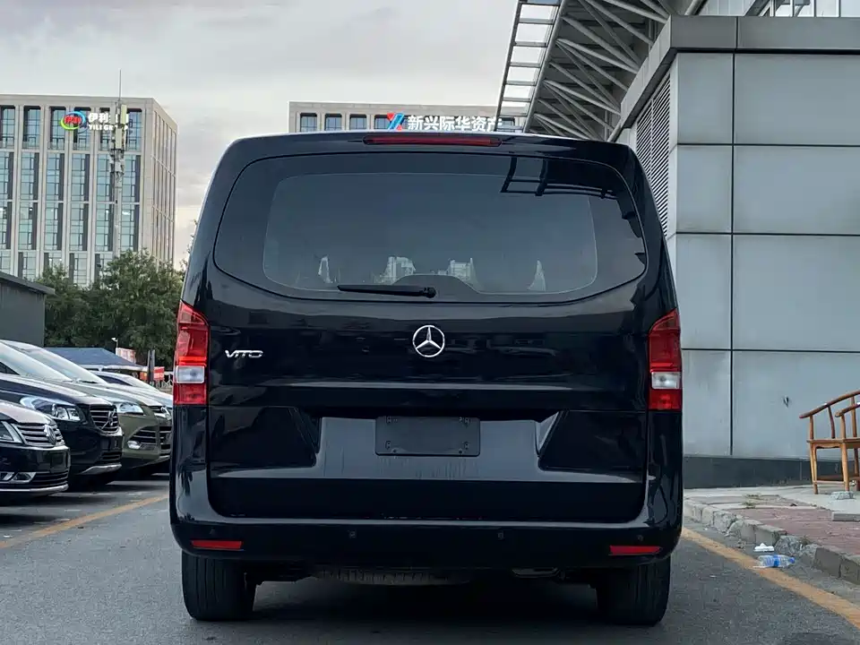 Mercedes-Benz Vito