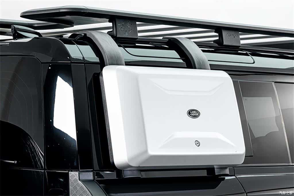 Land Rover Defender, 2021 8