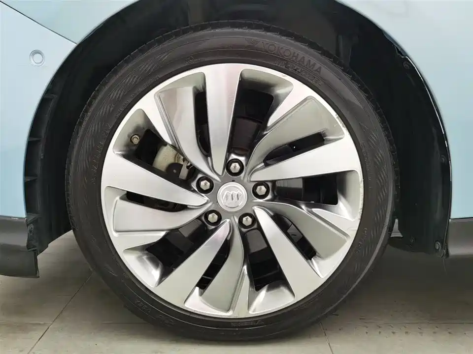 Buick Slightly blue 6