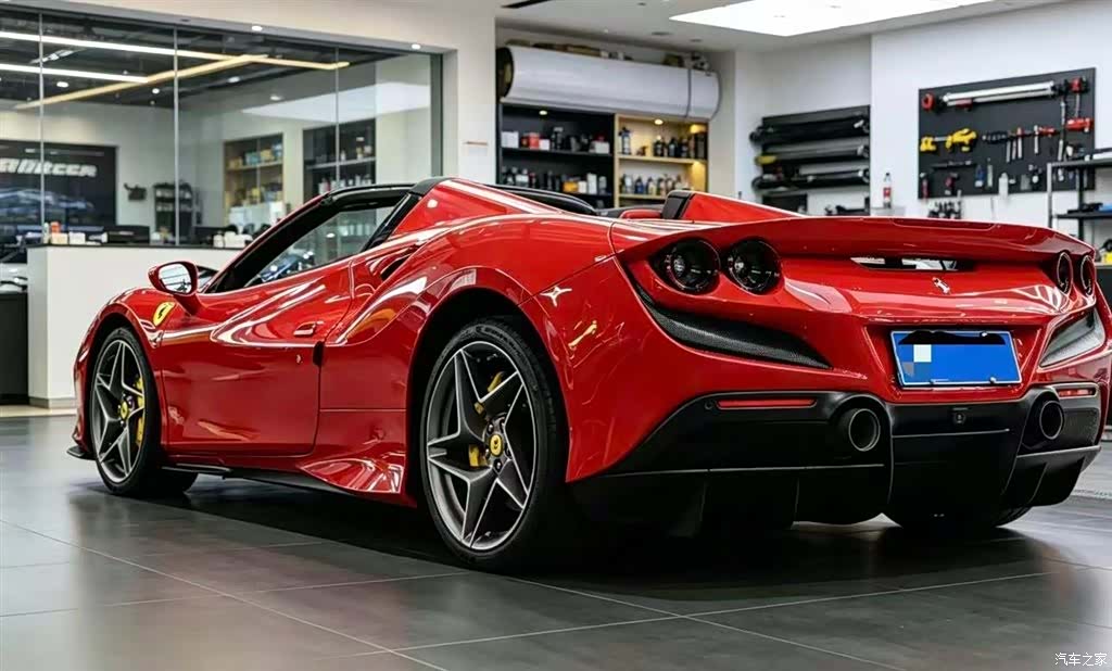 Ferrari F8, 2022 4