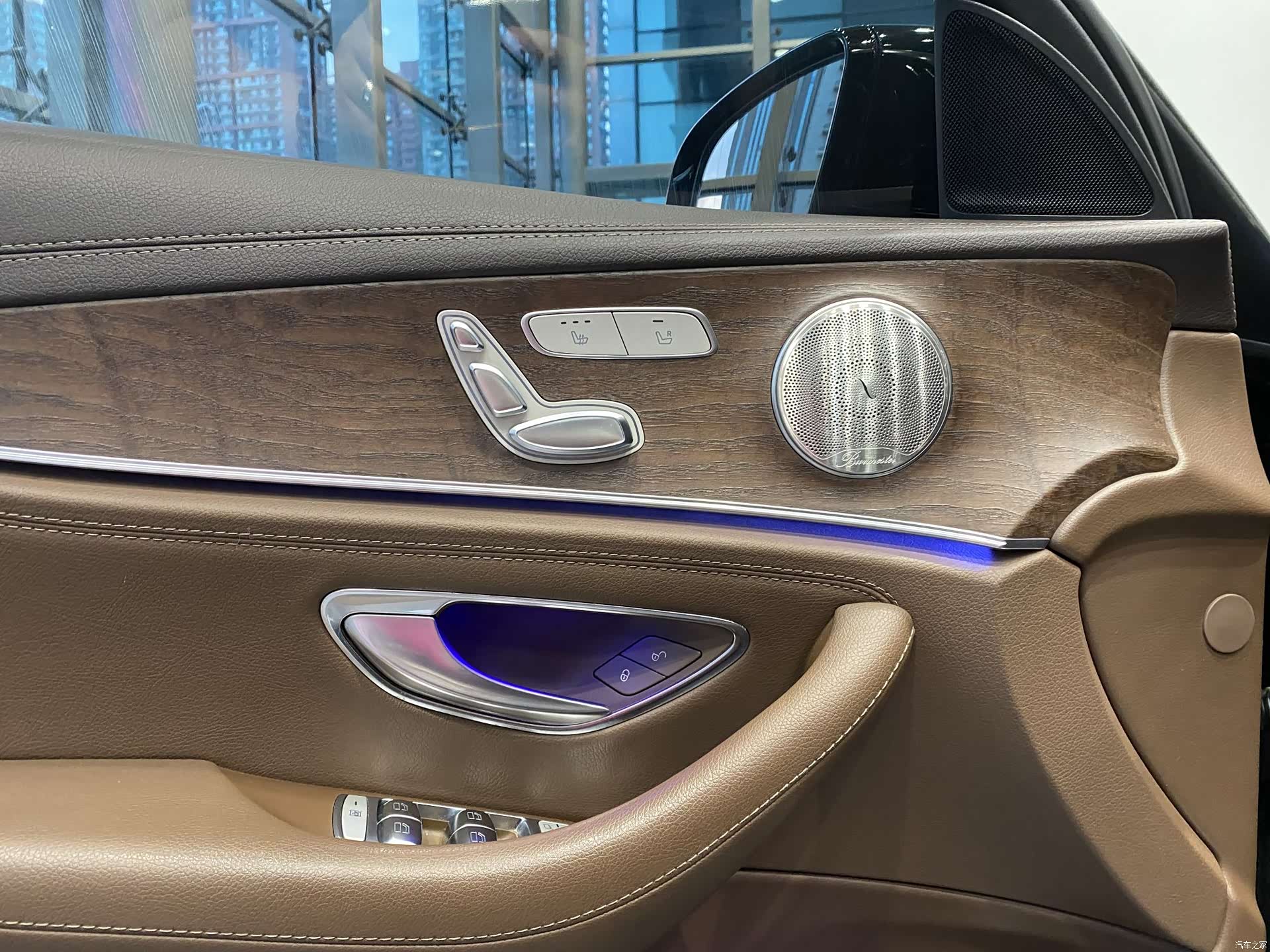 Mercedes-Benz E-Class, 2018 4