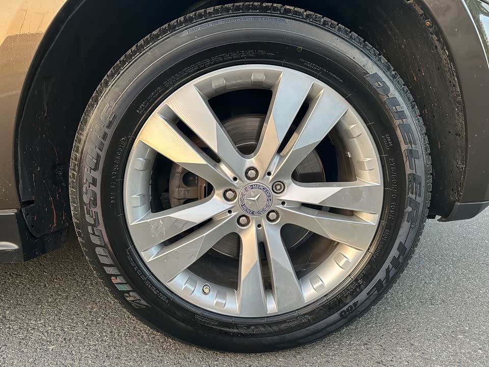 Mercedes-Benz GL grade