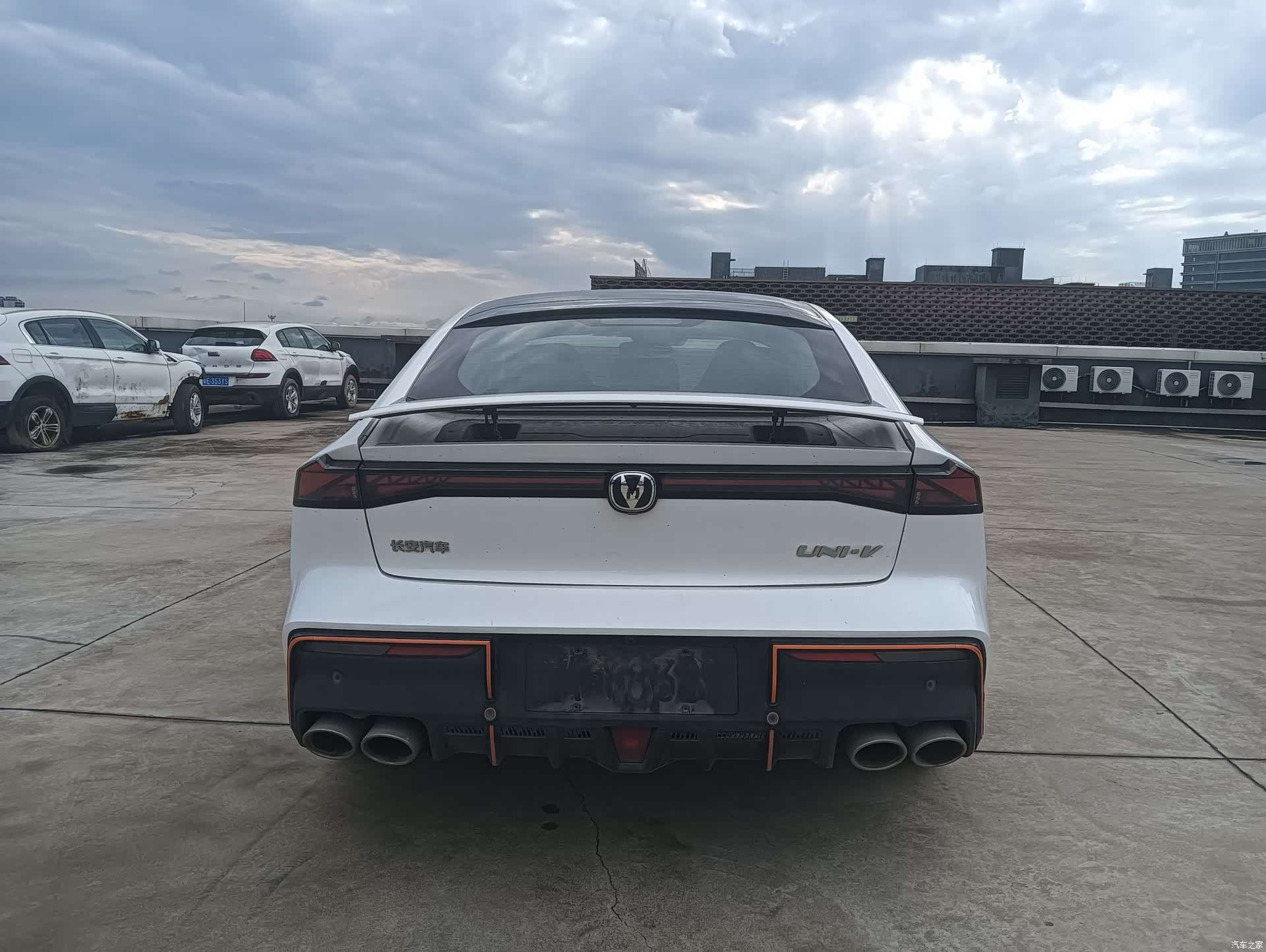 Changan UNI-V, 2023 14