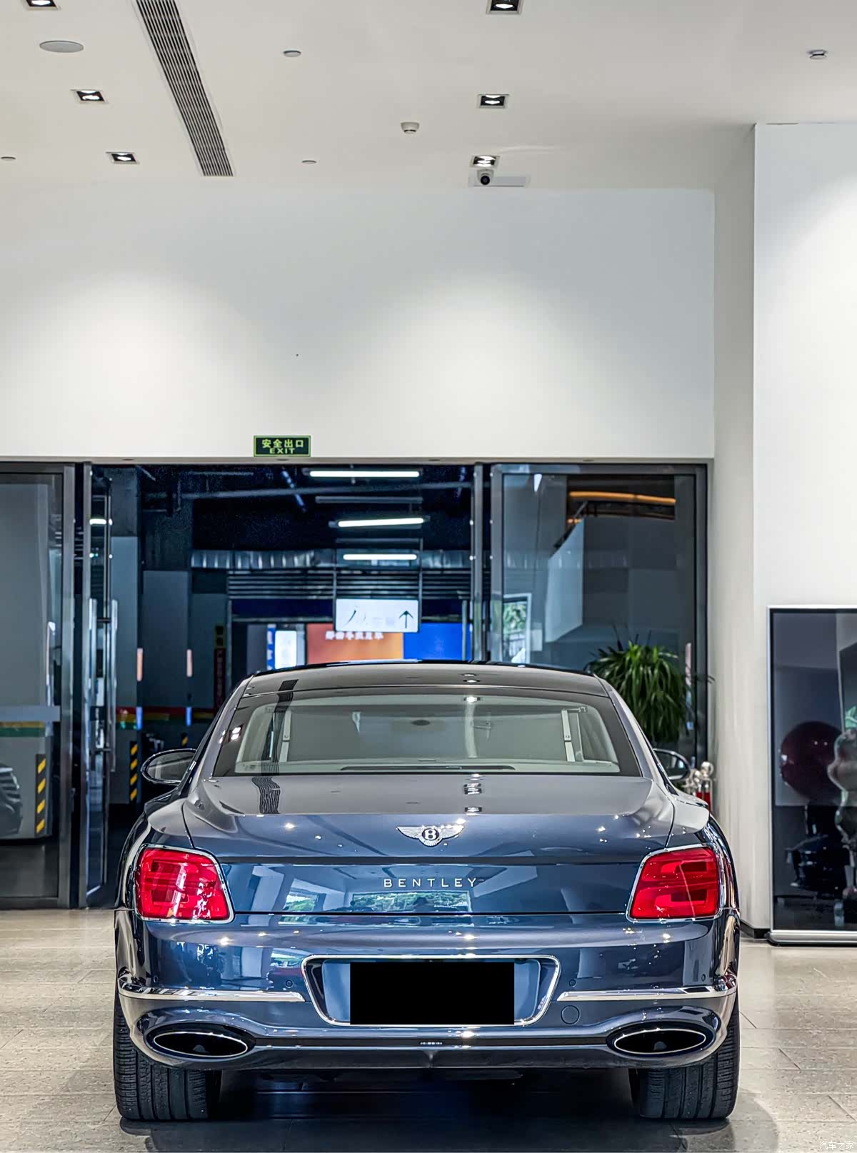 Bentley Flying Spur, 2020 20
