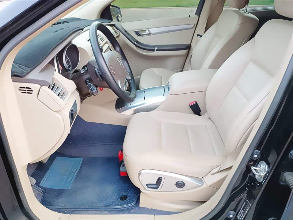 Mercedes-Benz R-class