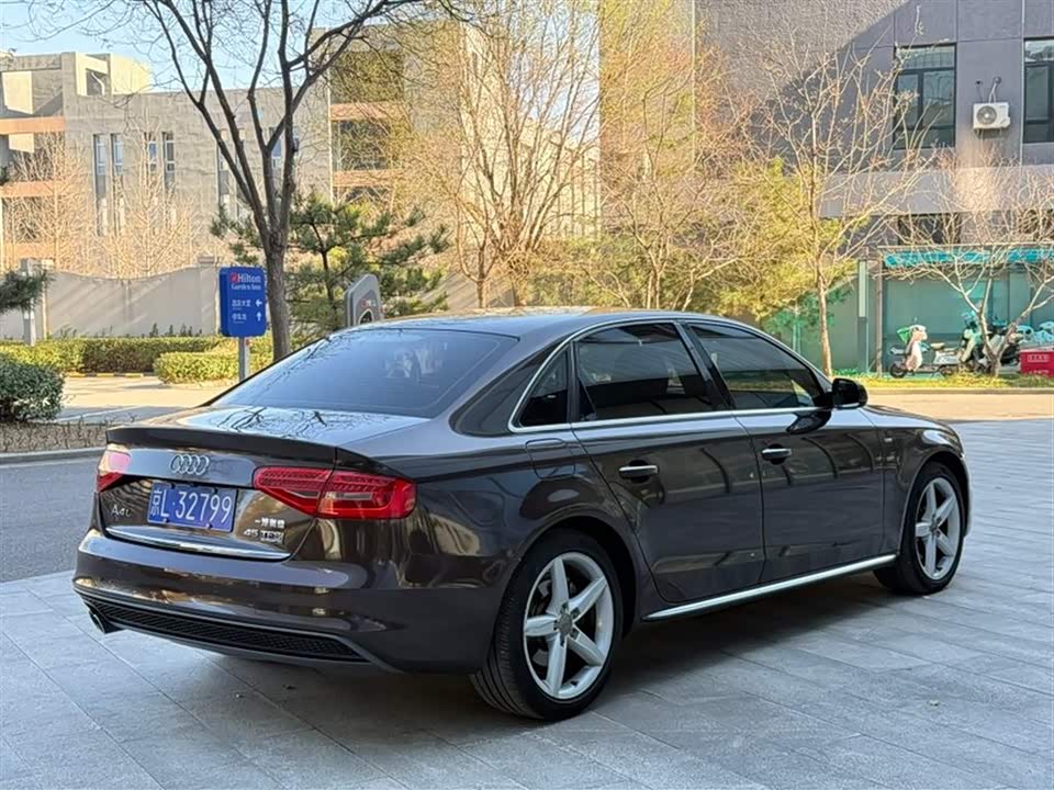 Audi A4L