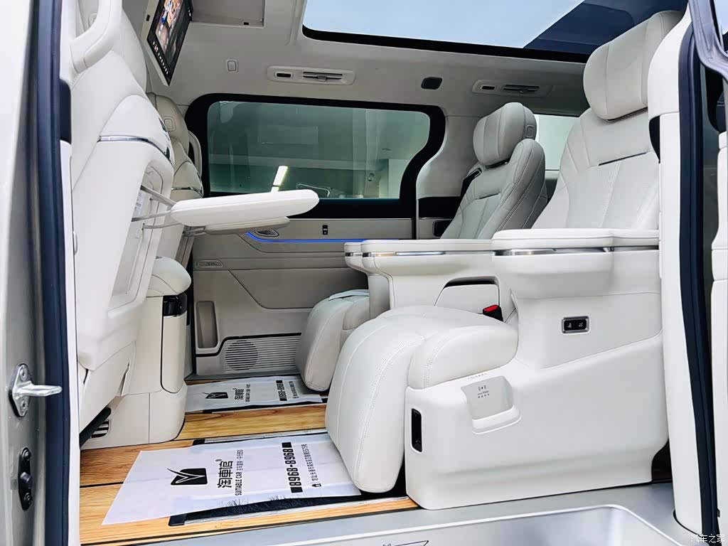 Geely V900, 2026 16