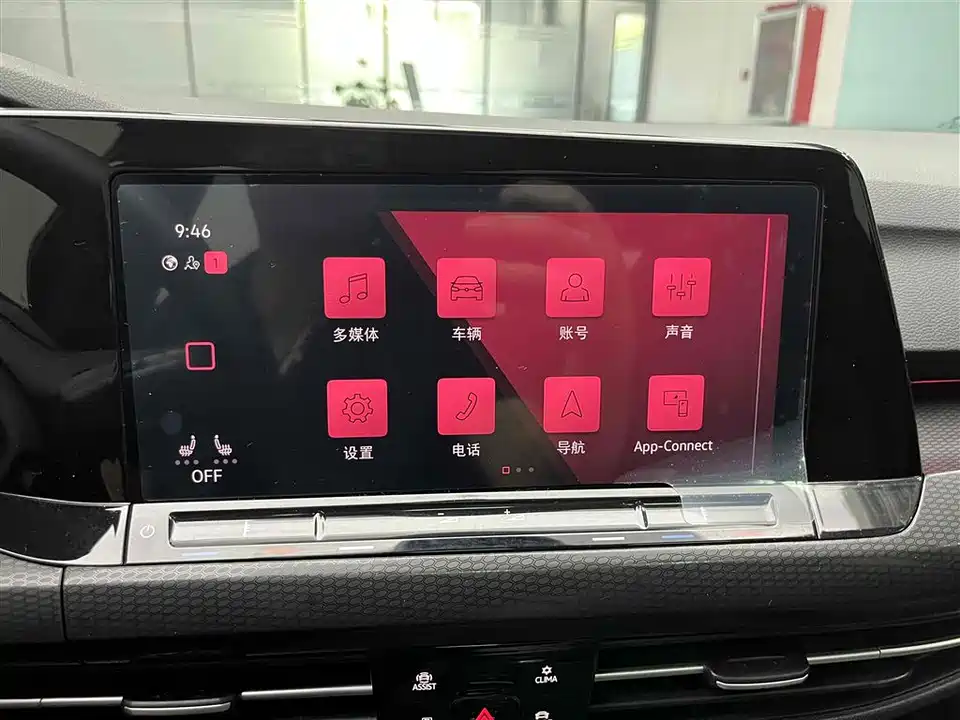 Volkswagen Golf GTI