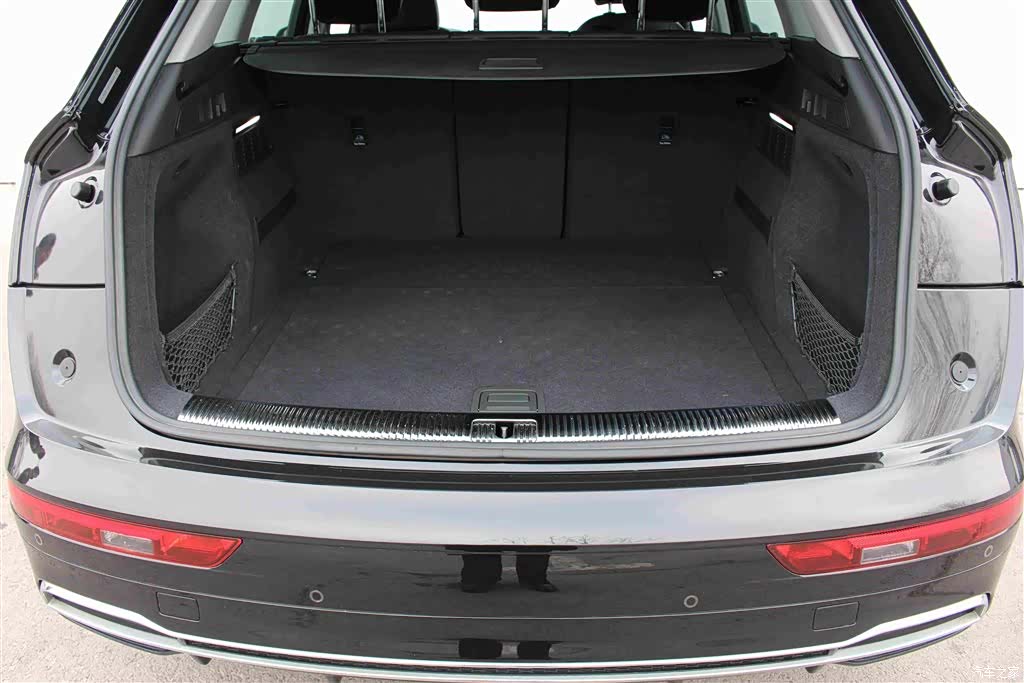 Audi Q5L, 2019 14