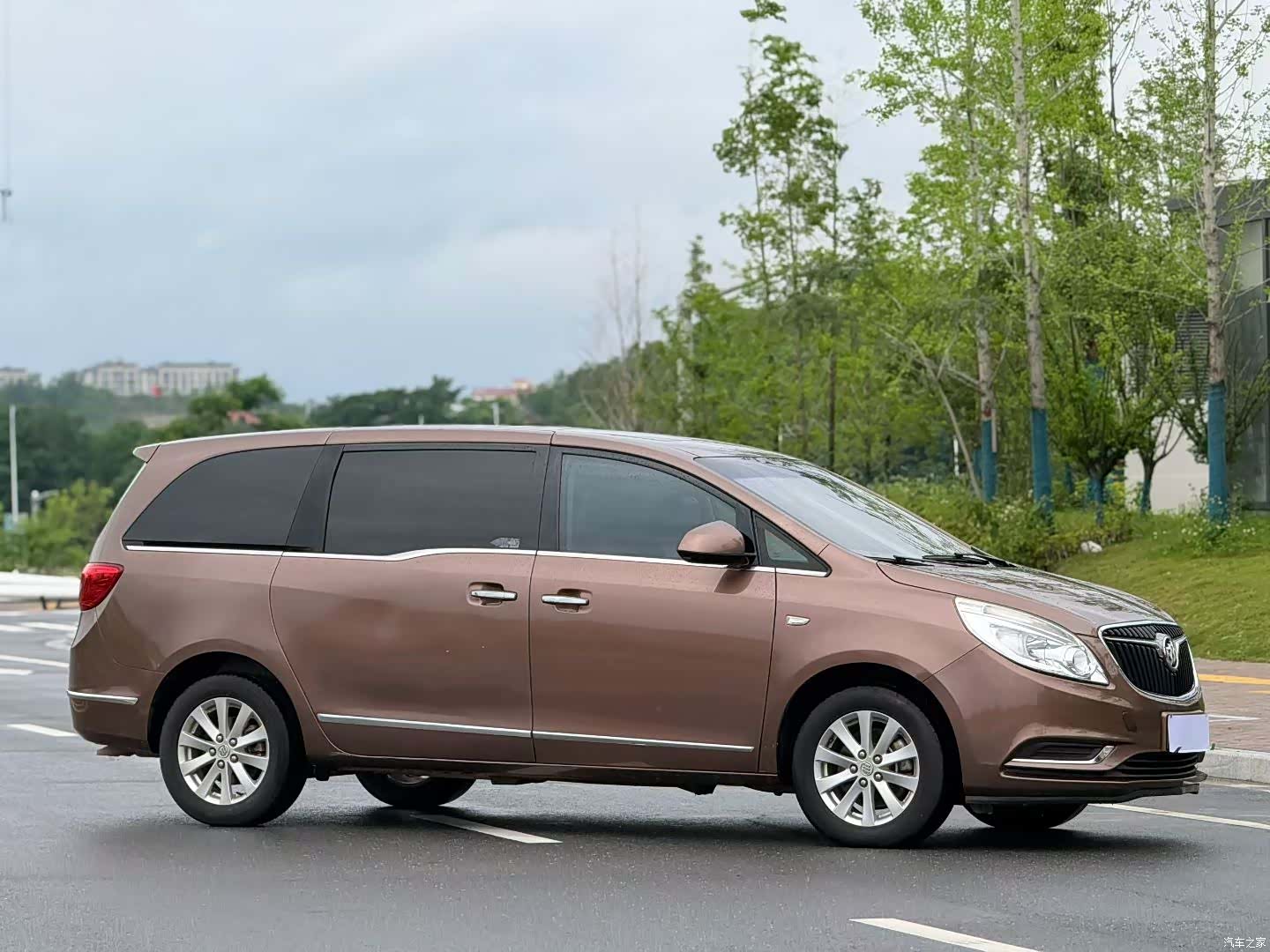Buick GL8, 2019 8