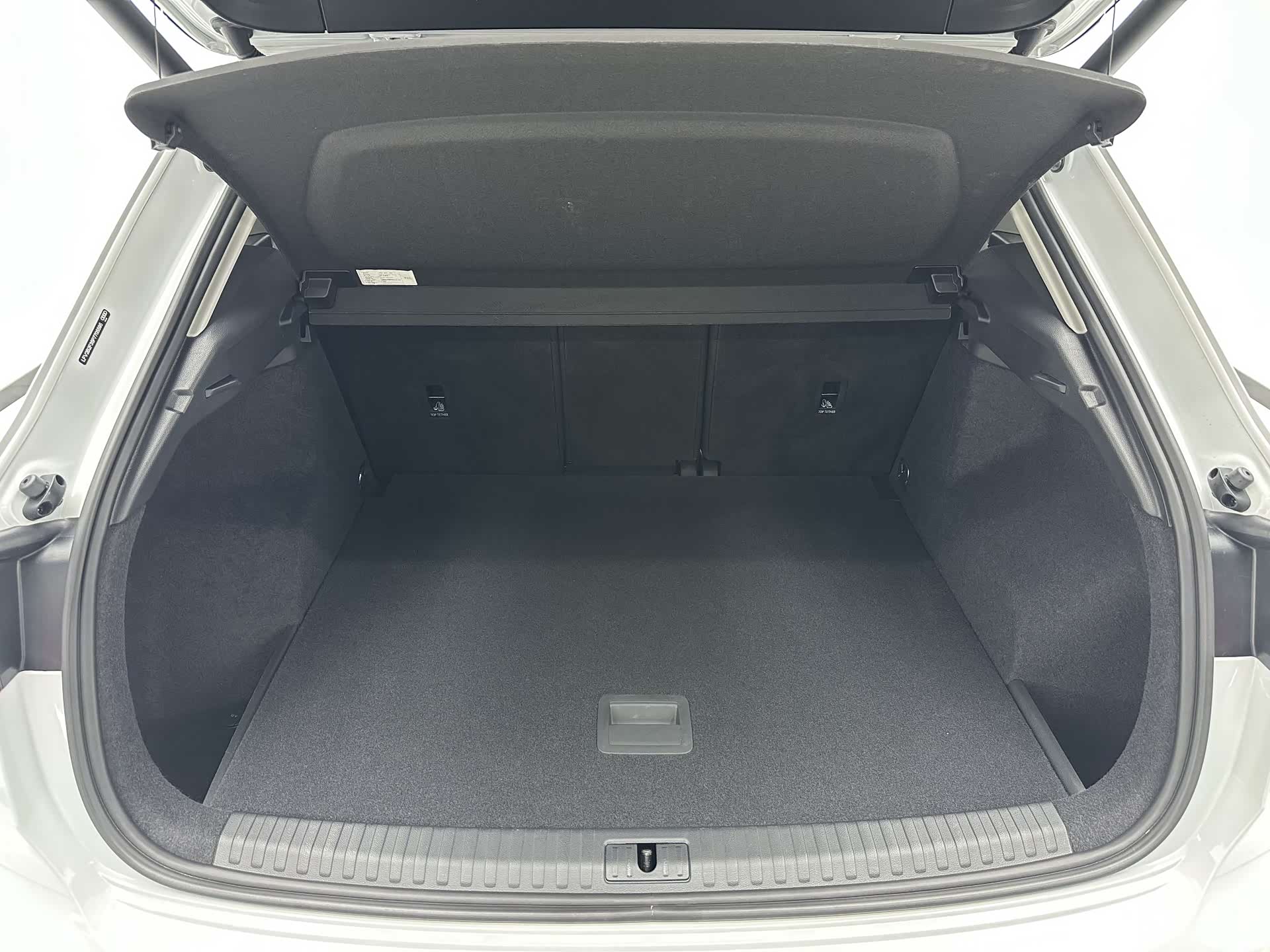 Audi Q3, 2023 18