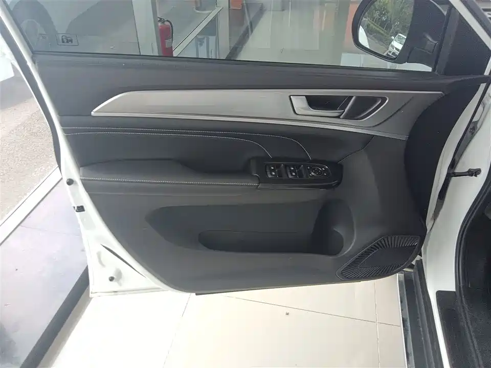 Haval M6 Haval M6