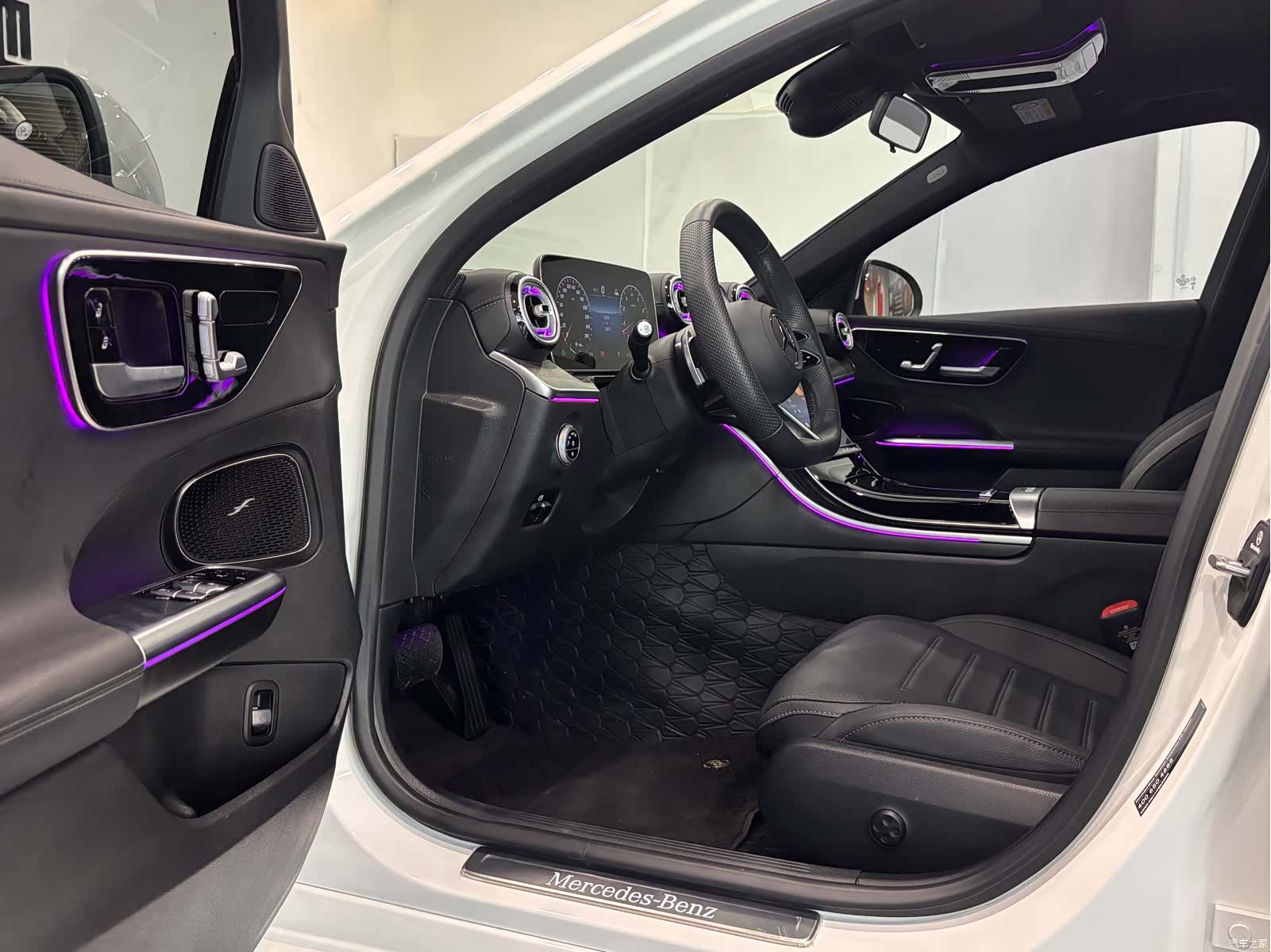 Mercedes-Benz C-Class, 2025 9