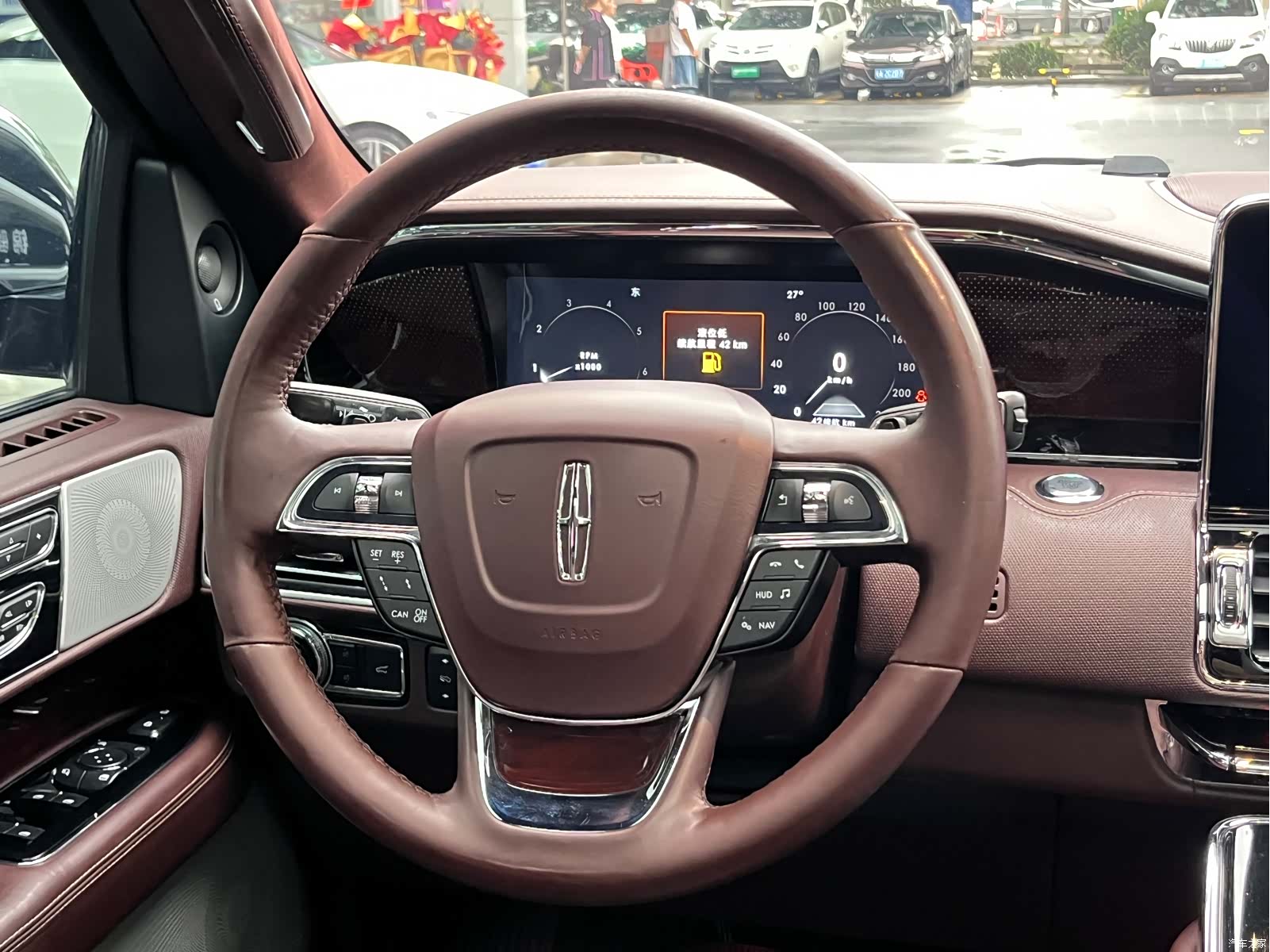 Lincoln Navigator, 2021 17