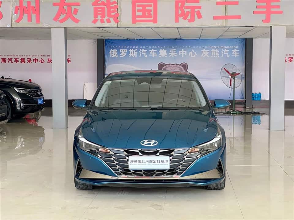 Hyundai Elantra