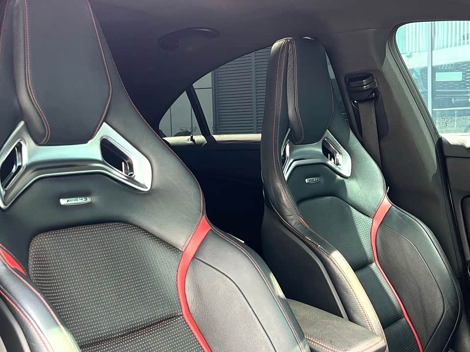Mercedes-Benz CLA AMG Mercedes-Benz CLA AMG