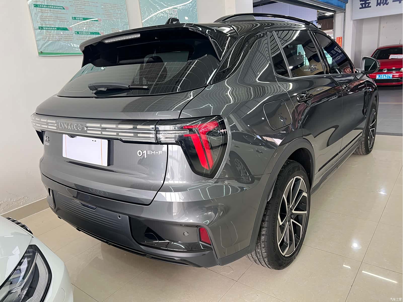 Lynk & Co 01, 2023 все фото
