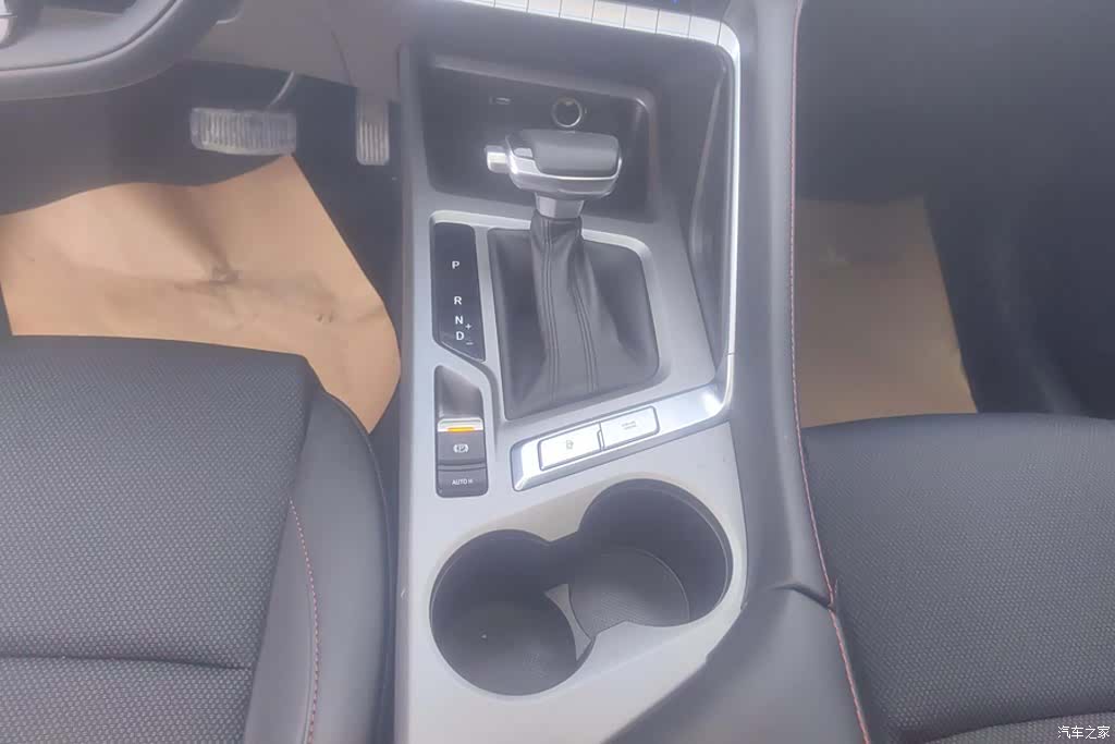 Changan CS35, 2025 16