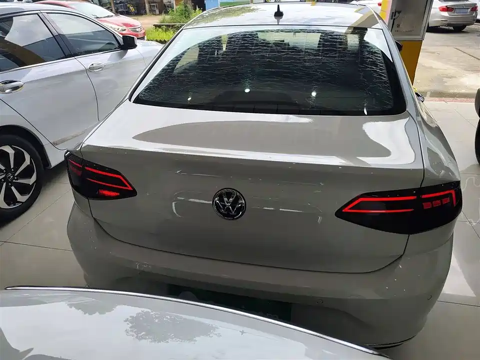 Volkswagen Lingdu