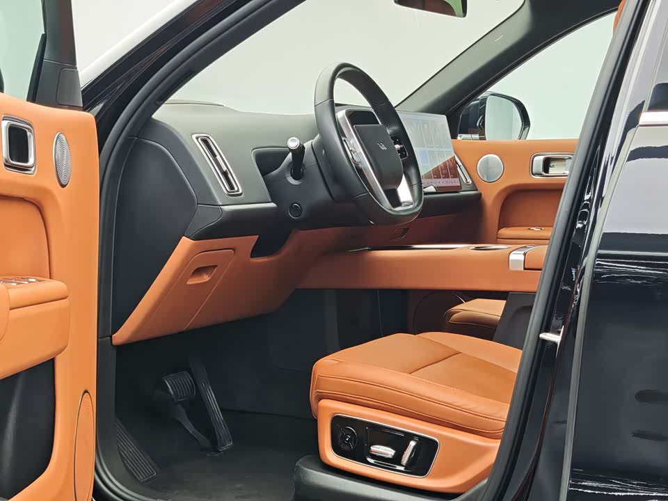Li Auto Ideal L8