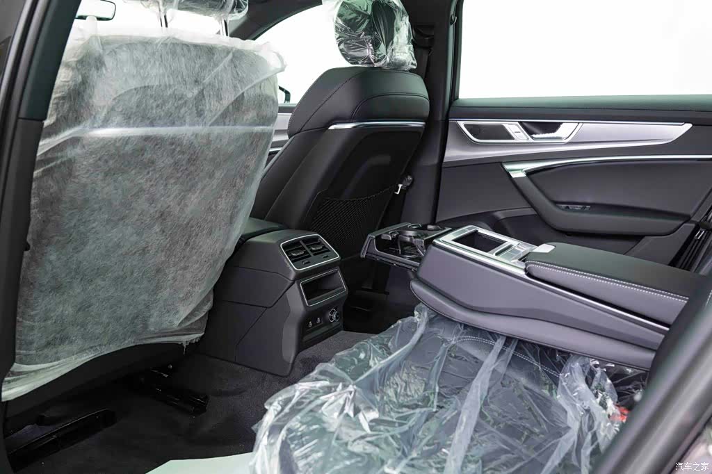 Audi A6L, 2026 9