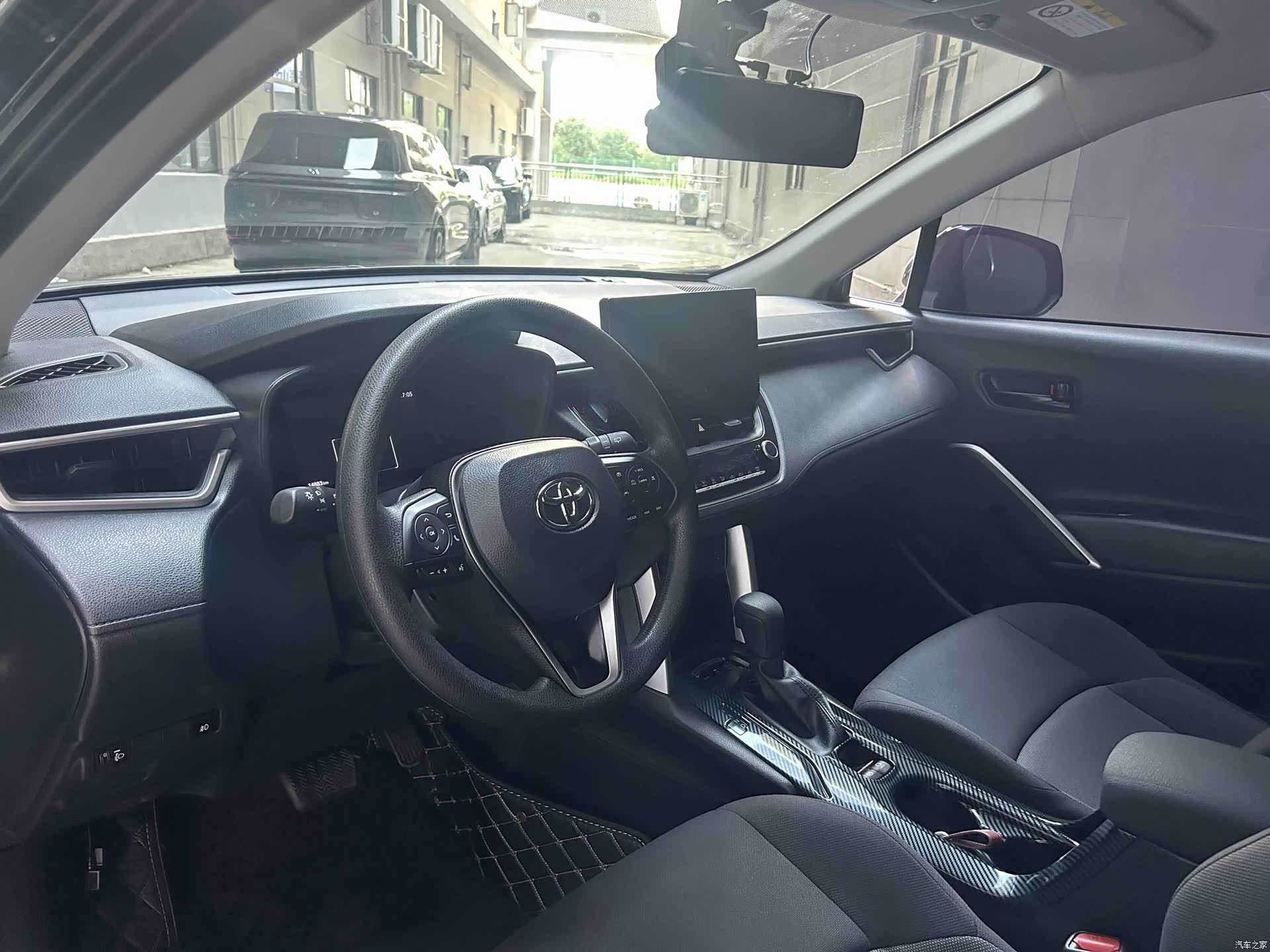 Toyota Frontlander, 2024 14