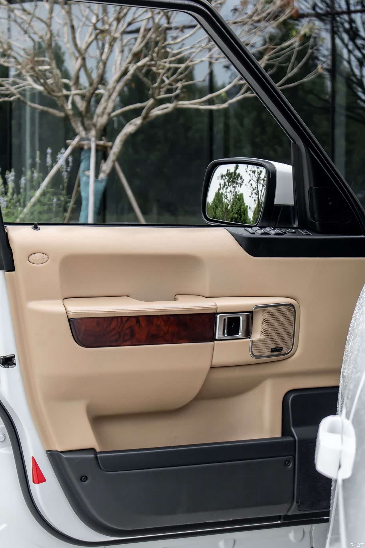 Land Rover Range Rover, 2012 10
