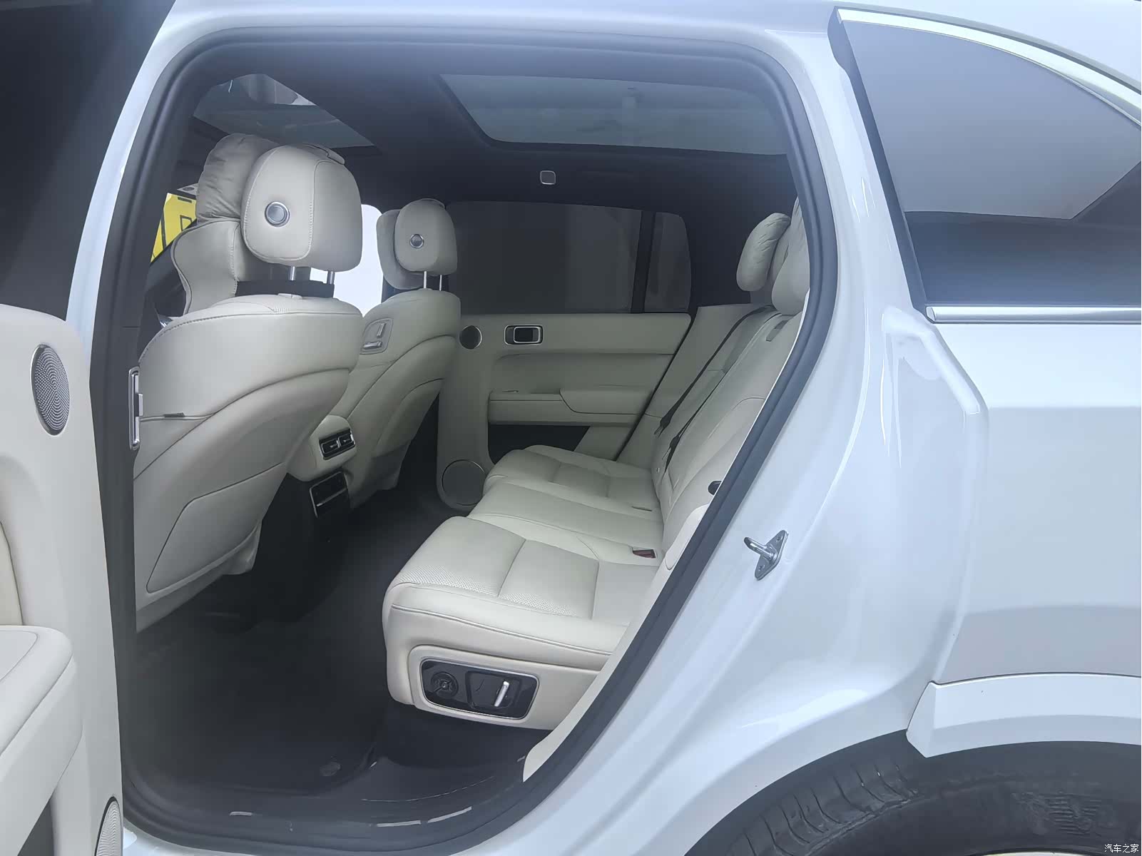 Li Auto L7, 2023 все фото