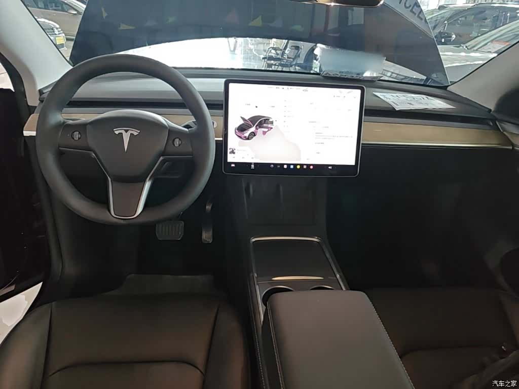 Tesla Model Y, 2021 10