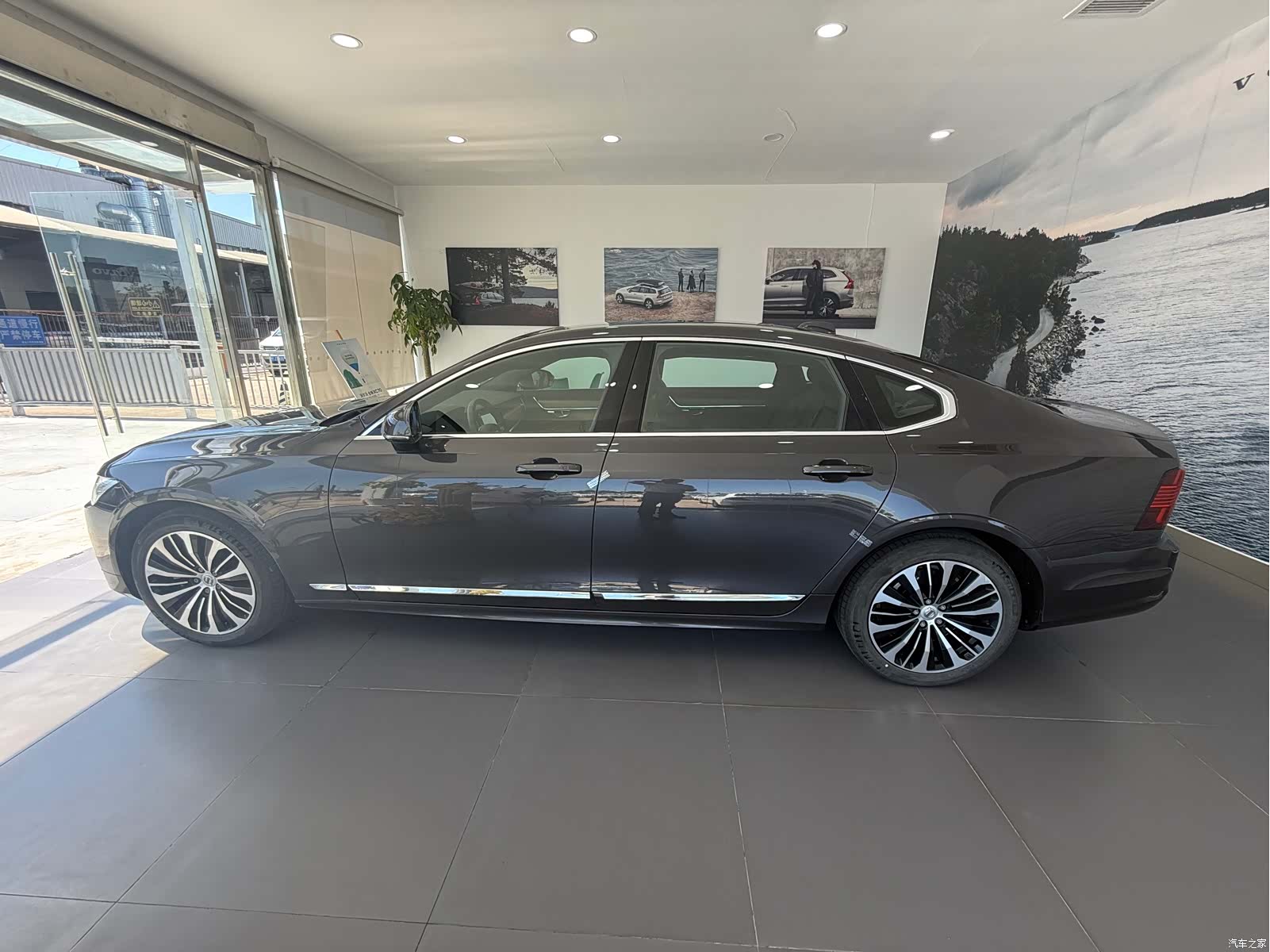 Volvo S90, 2024 3