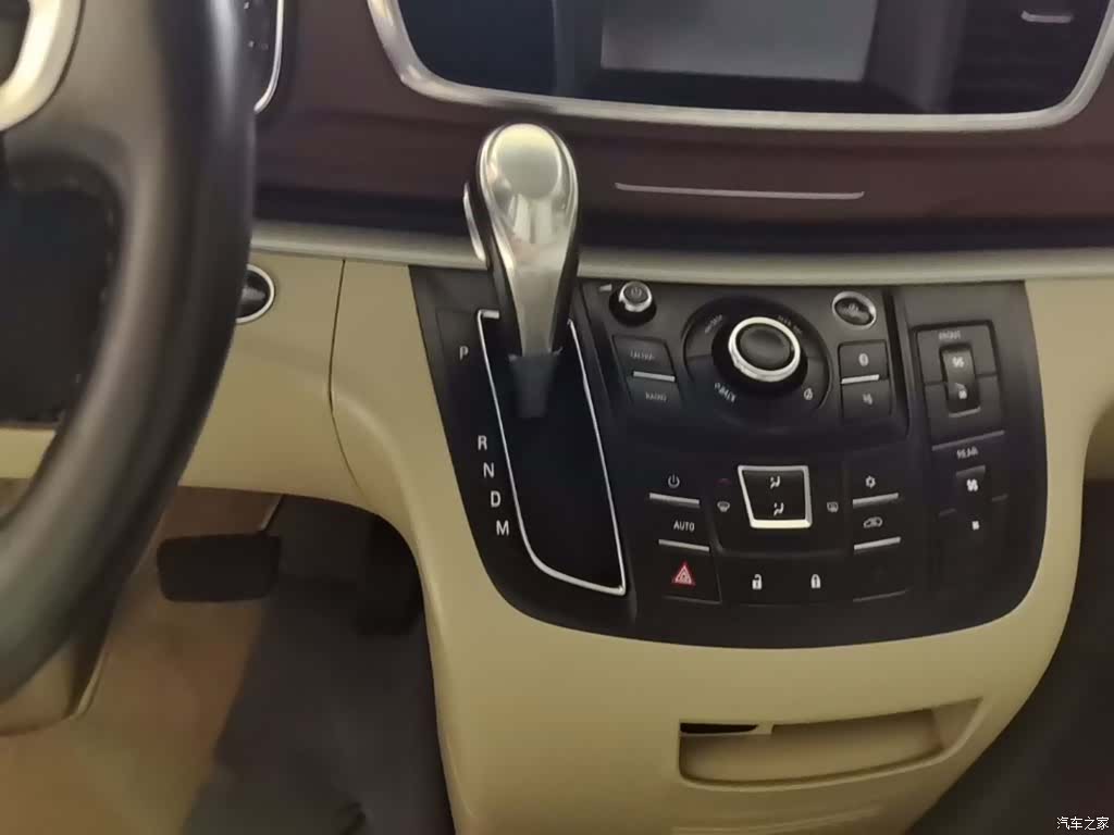 Buick GL8, 2019 14